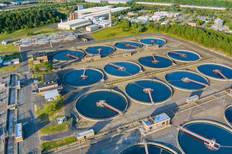 A wastewater treatment plant minimising its environmental impact by using static mixers in their processes